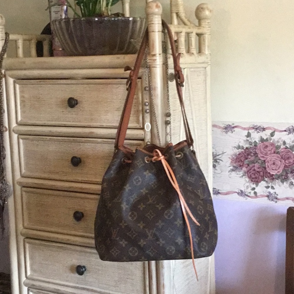 Louis Vuitton petit noe